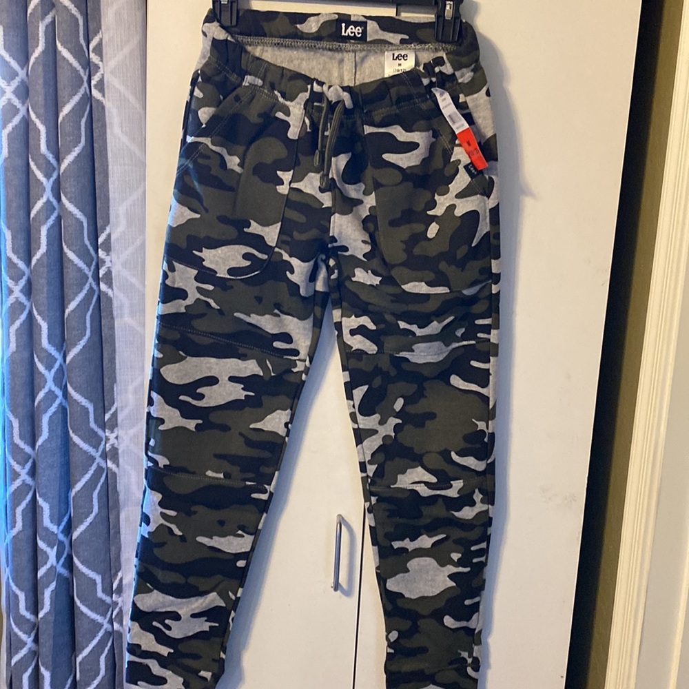 Lee Youth Two Sets of 2 Pack Jogger 1-M (10/12) 1- S (7/8) Slate Camo/ Charcoal